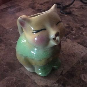 Antique Creamer Shawnee USA Near Perfect Beautiful